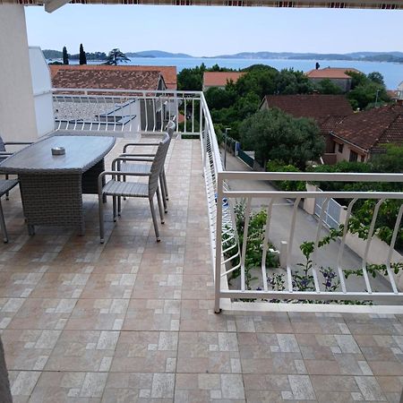 Apartmani Fani 2 Min Walking From Sea Orebic Exterior photo