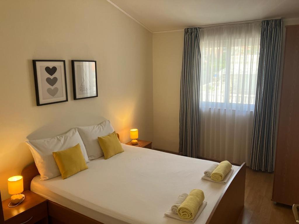 Apartmani Fani 2 Min Walking From Sea Orebic Exterior photo