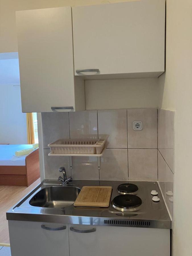 Apartmani Fani 2 Min Walking From Sea Orebic Exterior photo
