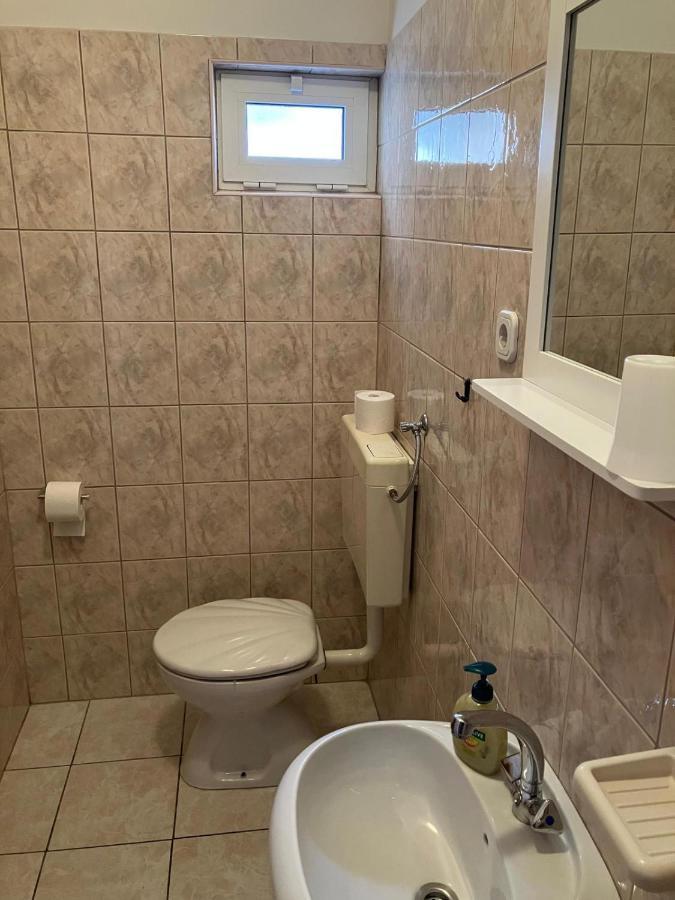 Apartmani Fani 2 Min Walking From Sea Orebic Exterior photo